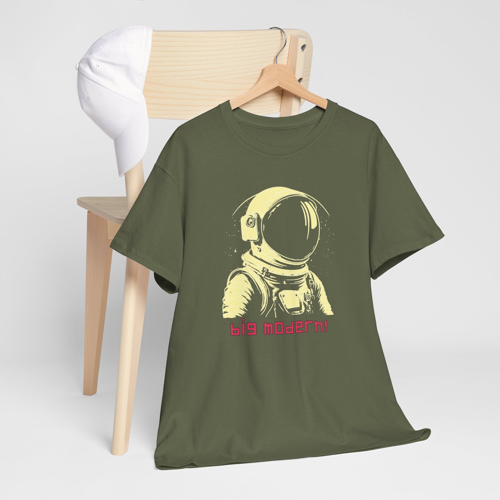 Retro Astronaut T‑Shirt - "big modern!" Graphic Tee, Vaporwave Space Design