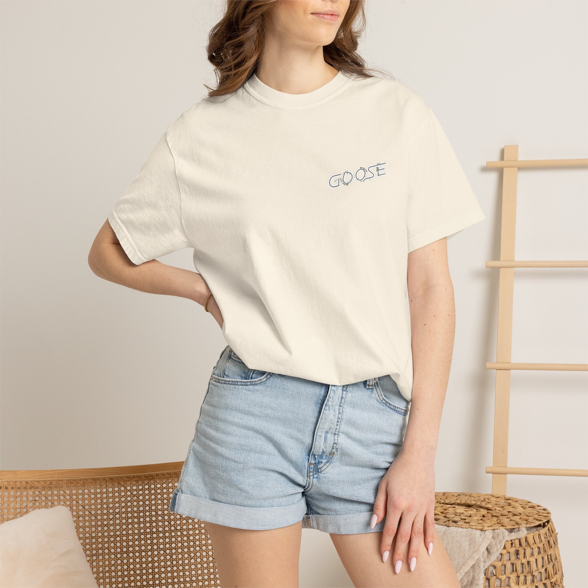 Big Modern Robot Graphic T-Shirt — "GOOSE" Chest Text, Retro Sci‑Fi Back Print